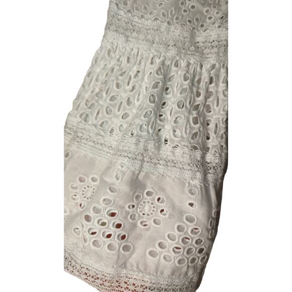 Lauren Ralph Lauren White Eyelet Lace Cotton Top with Bell Sleeves size Med - Picture 4 of 9